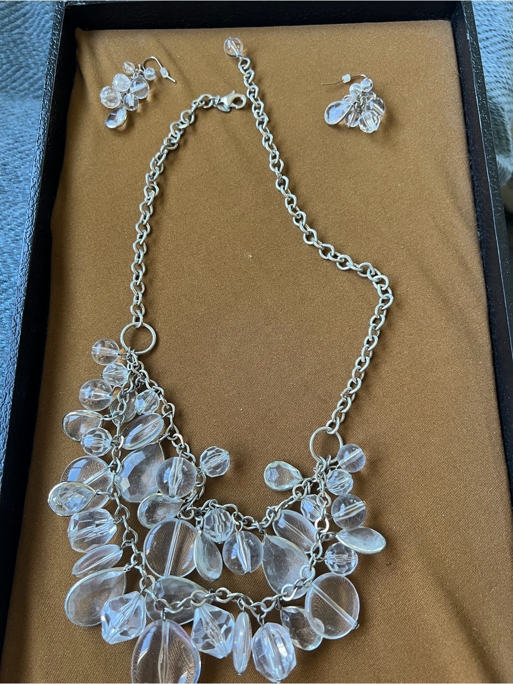 Crystal like Drop Statement Necklace and Earrings Set - Clear